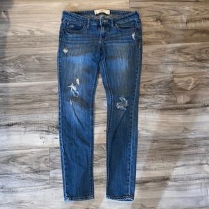 GUC Hollister Skinny, Distressed
